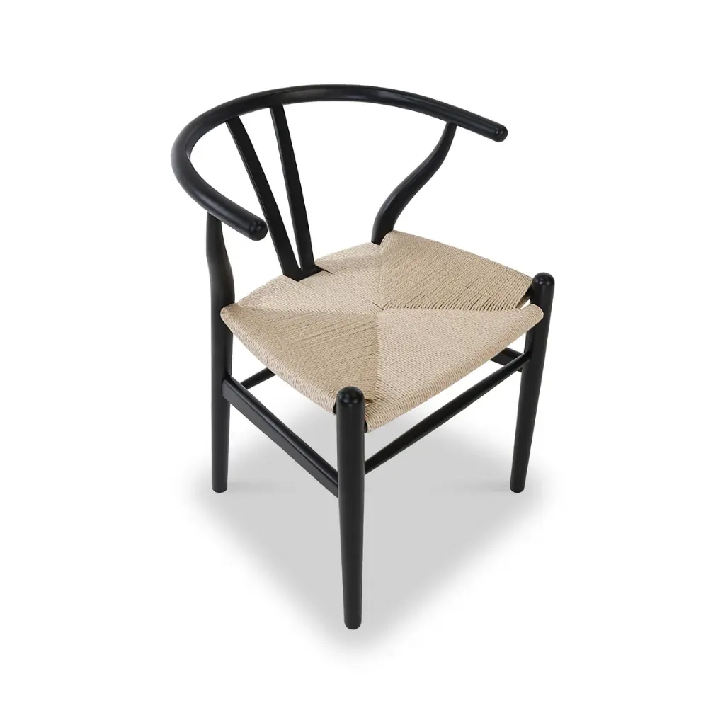 WISHBONE-BLK-BCH---Wishbone-Chair-Black---Angle3.webp